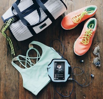 運動好忙  跑步 個時手機擺係邊？？